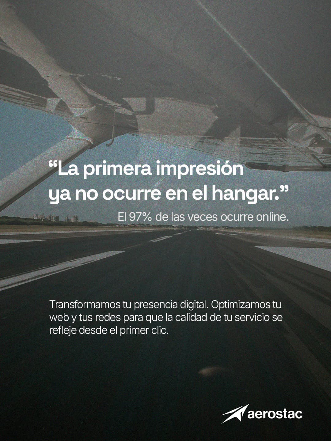 Pista desde una aeronave — marketing para turismo aéreo